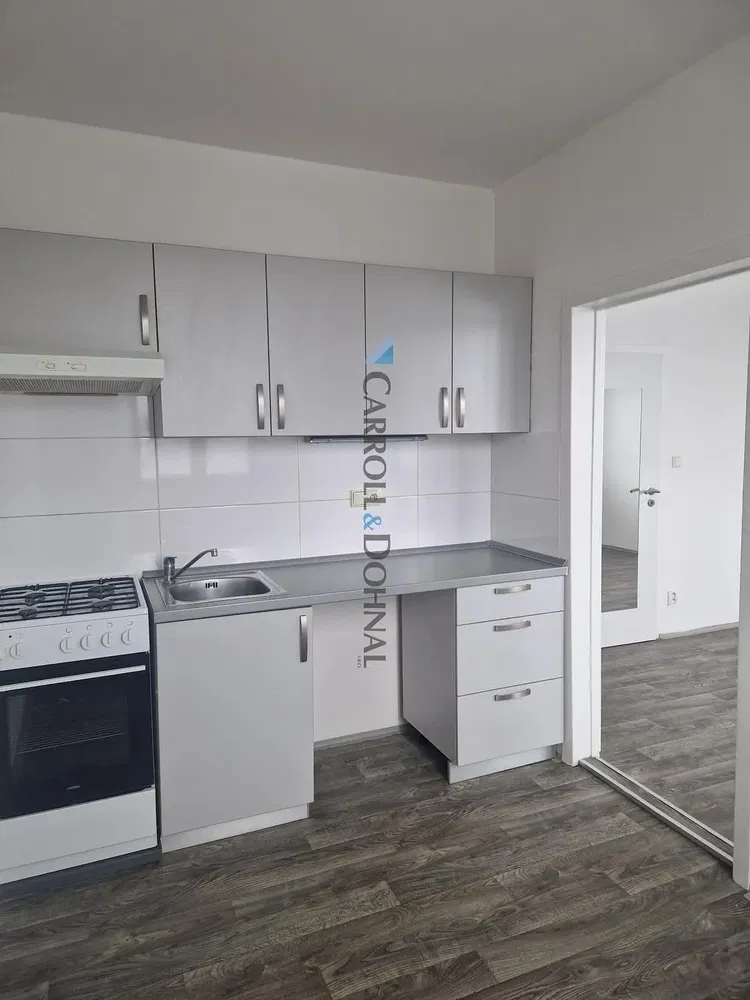 Cuisine; électroménager, carrelage