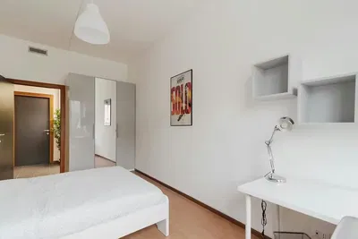 Spavaća soba; prirodno svjetlo, moderni stil