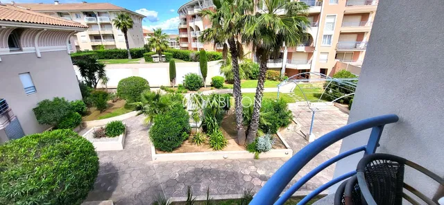 Балкон; гледка