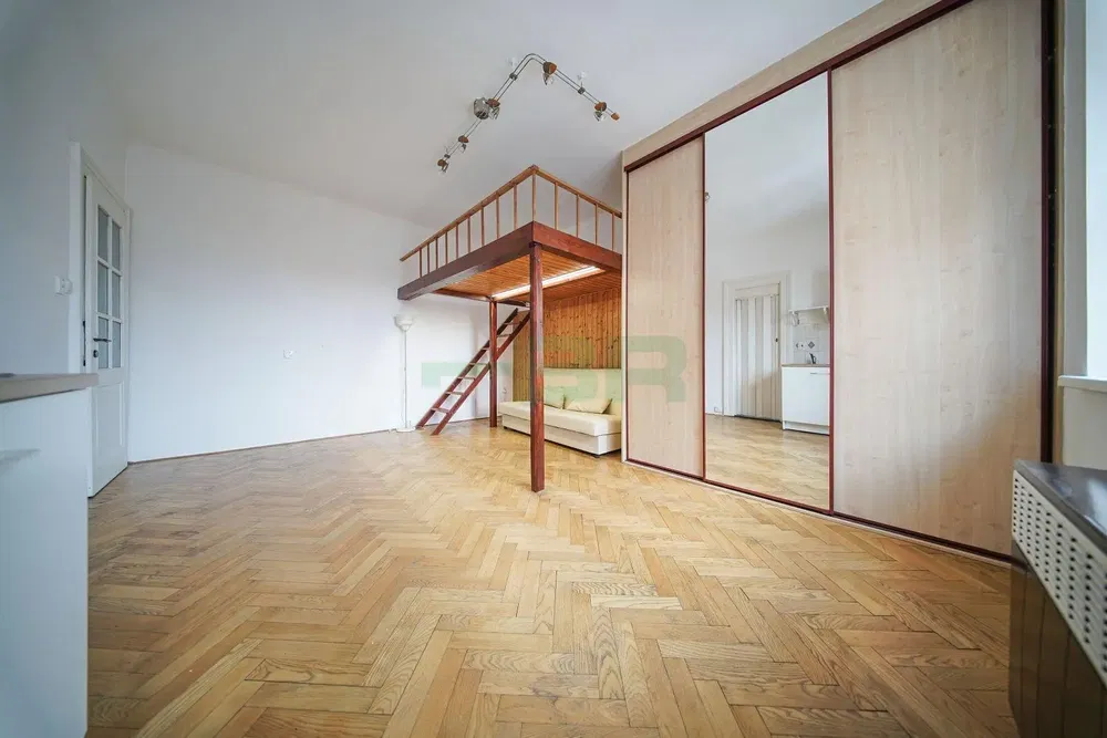 Bedroom; wood floor, natural light