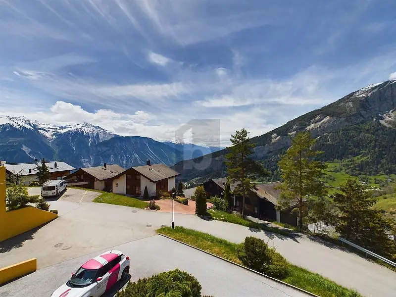 Кућа и околина; поглед