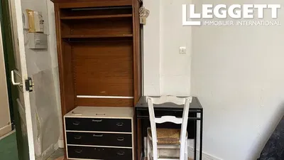 Komora; nutná rekonstrukce, dřevěné trámy