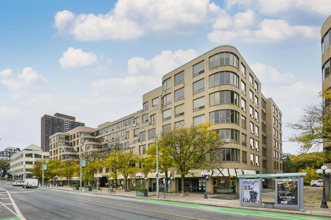 Kuća i okolina; pogled