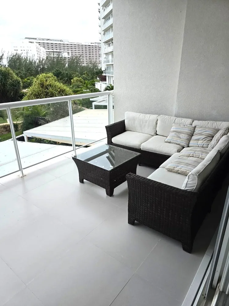 Balkon; blick, fliesenboden