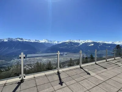 Terrasse; blick, fliesenboden, tageslicht
