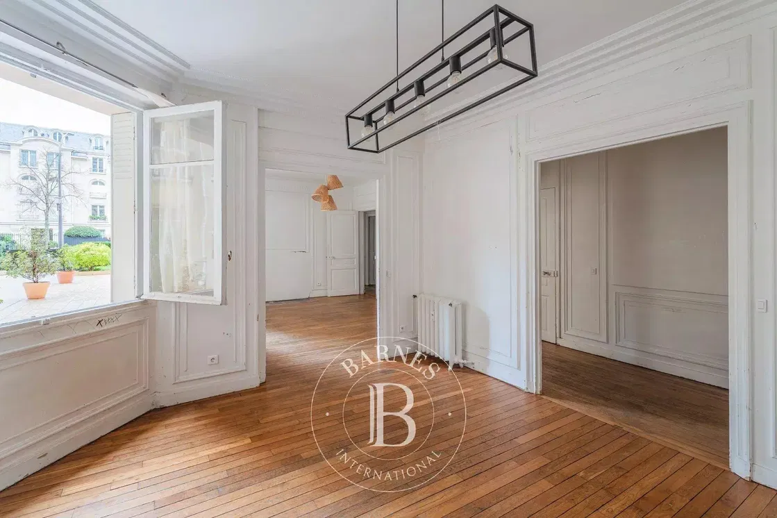 Living room; view, wood floor, natural light