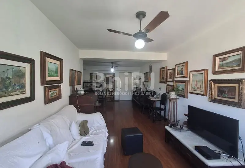 Wohnzimmer; rustikaler stil, tageslicht