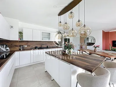 Cocina; estilo moderno, electrodomésticos, luz natural, renovado