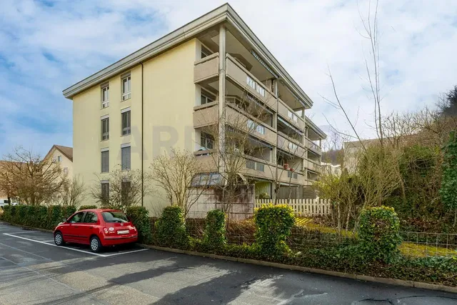 Dům a okolí; výhled