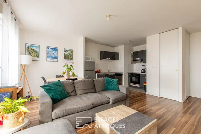 Soggiorno; luce naturale, stile moderno