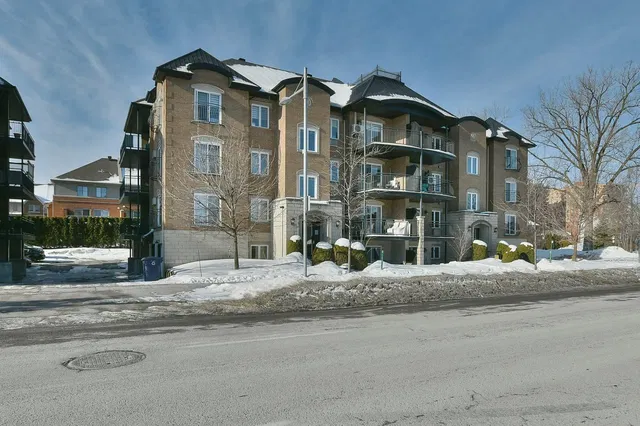 House and surroundings; view