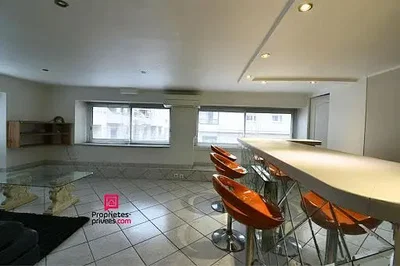 Дневна соба; поглед, плочице, природно светло, модерни стил