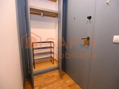 Garderobe; holzboden