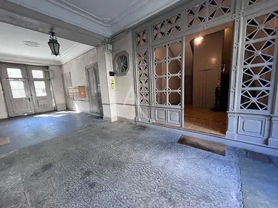 Остало; природно светло, потребна реновација