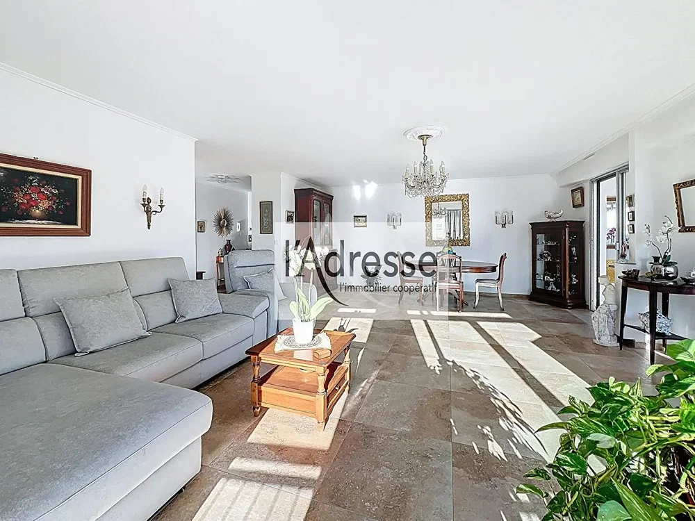 Wohnzimmer; tageslicht, moderner stil