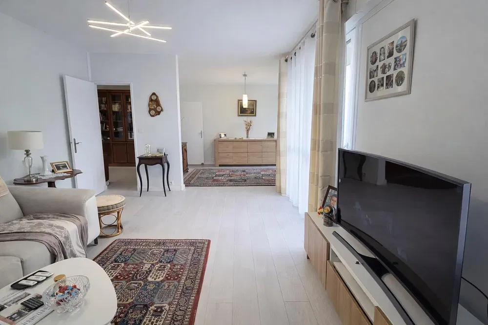 Wohnzimmer; tageslicht, moderner stil