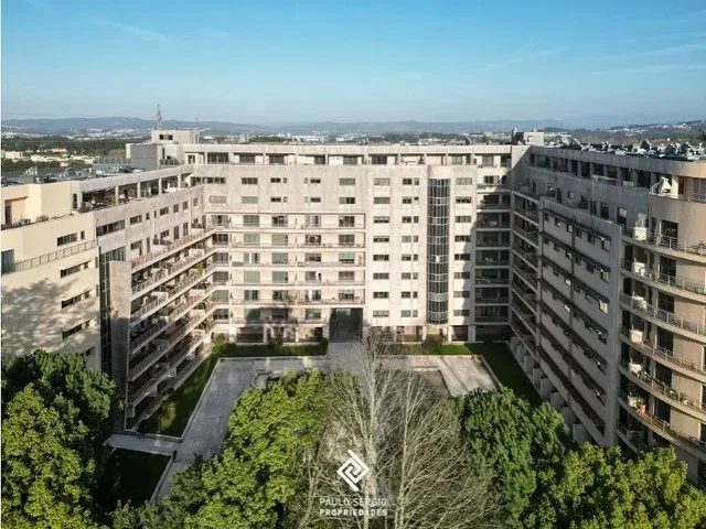 Maison et environs; vue