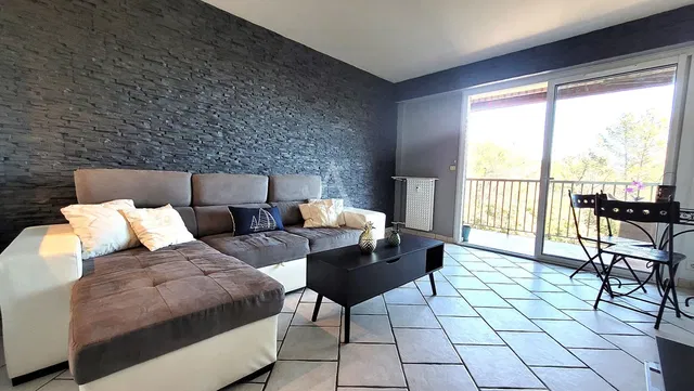 Wohnzimmer; fliesenboden, blick, tageslicht