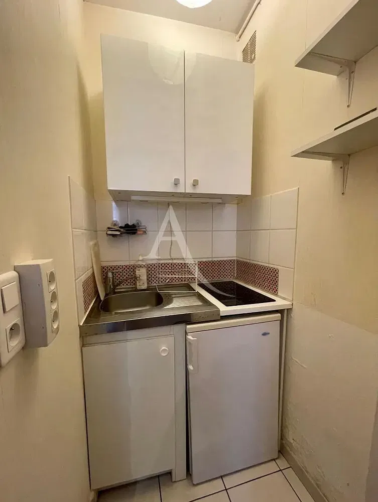 Cuisine; électroménager, carrelage