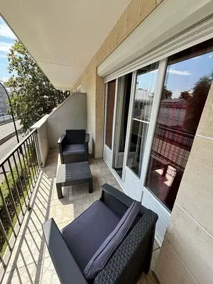 Balcon; vue, lumière naturelle