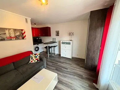 Salon; carrelage, style moderne