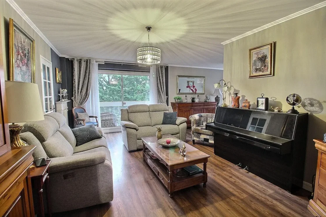 Living room; view, wood floor, natural light, modern style