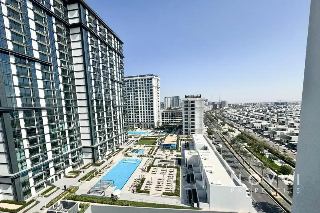 Kuća i okolina; pogled