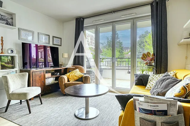 Wohnzimmer; blick, tageslicht, moderner stil