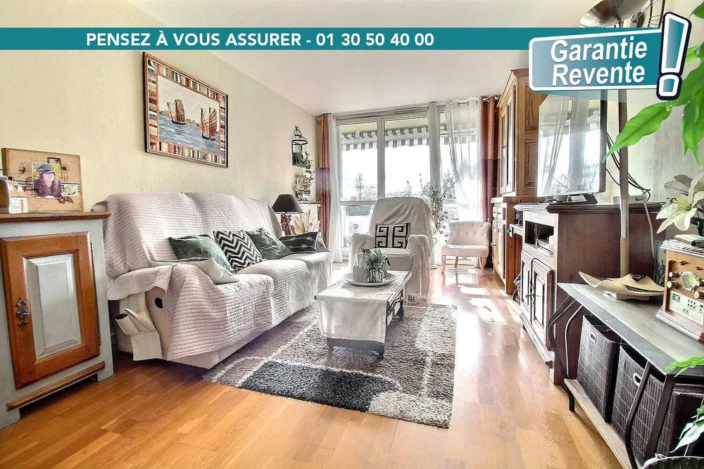 Wohnzimmer; holzboden, tageslicht, moderner stil