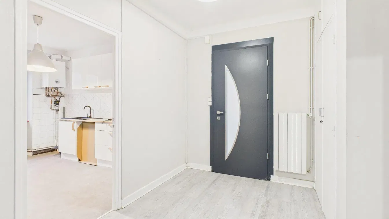 Kuhinja; pločice, prirodna svjetlost