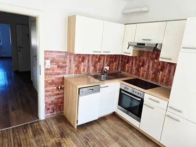 Küche; küchengeräte, fliesenboden