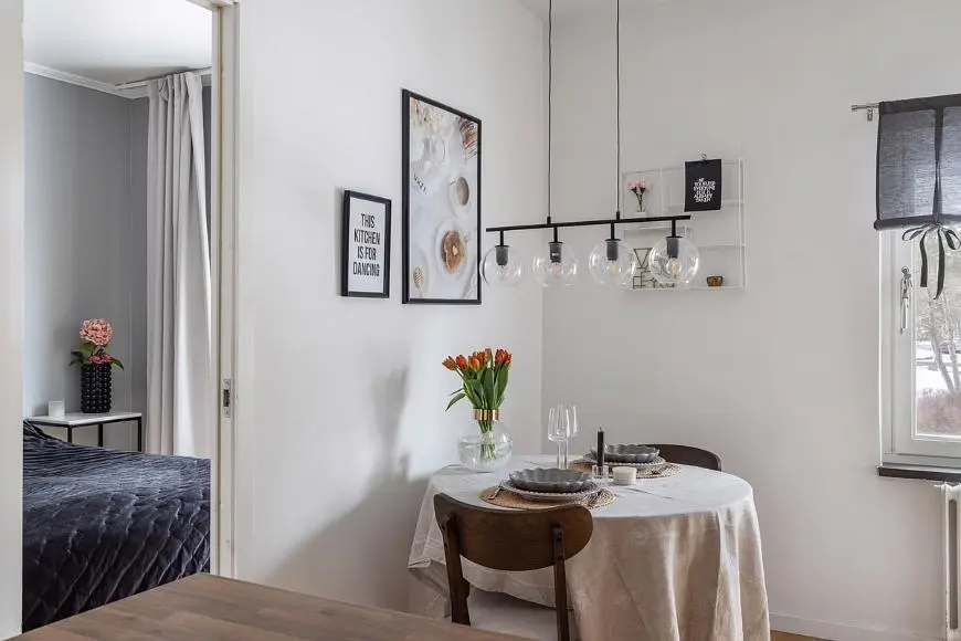 Esszimmer; tageslicht, moderner stil