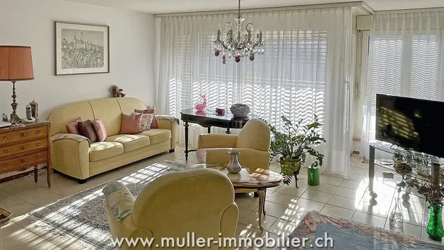 Obývací pokoj; přirozené světlo, moderní styl