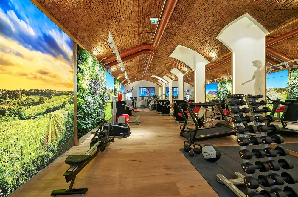 Sonstiges; holzboden, tageslicht