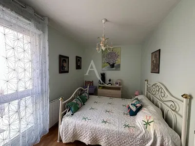 Спаваћа соба; природно светло, рустикални стил