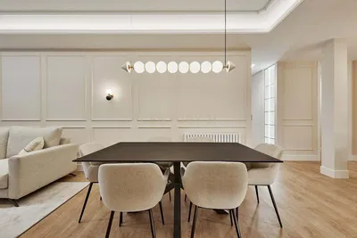 Living room; natural light, modern style, wood floor