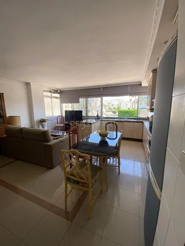 Wohnzimmer; fliesenboden, blick