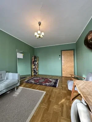 Salon; parquet, lumière naturelle