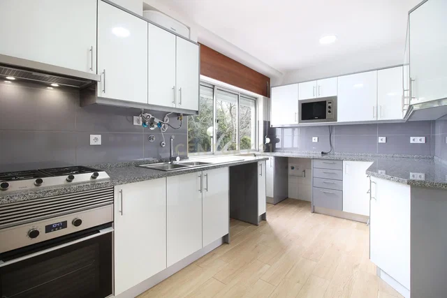 Kitchen; kitchen appliances, view, natural light, modern style, renovated