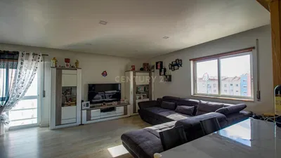 Дневна соба; поглед, природно светло