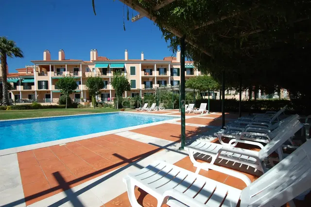 Haus und umgebung; blick, tageslicht