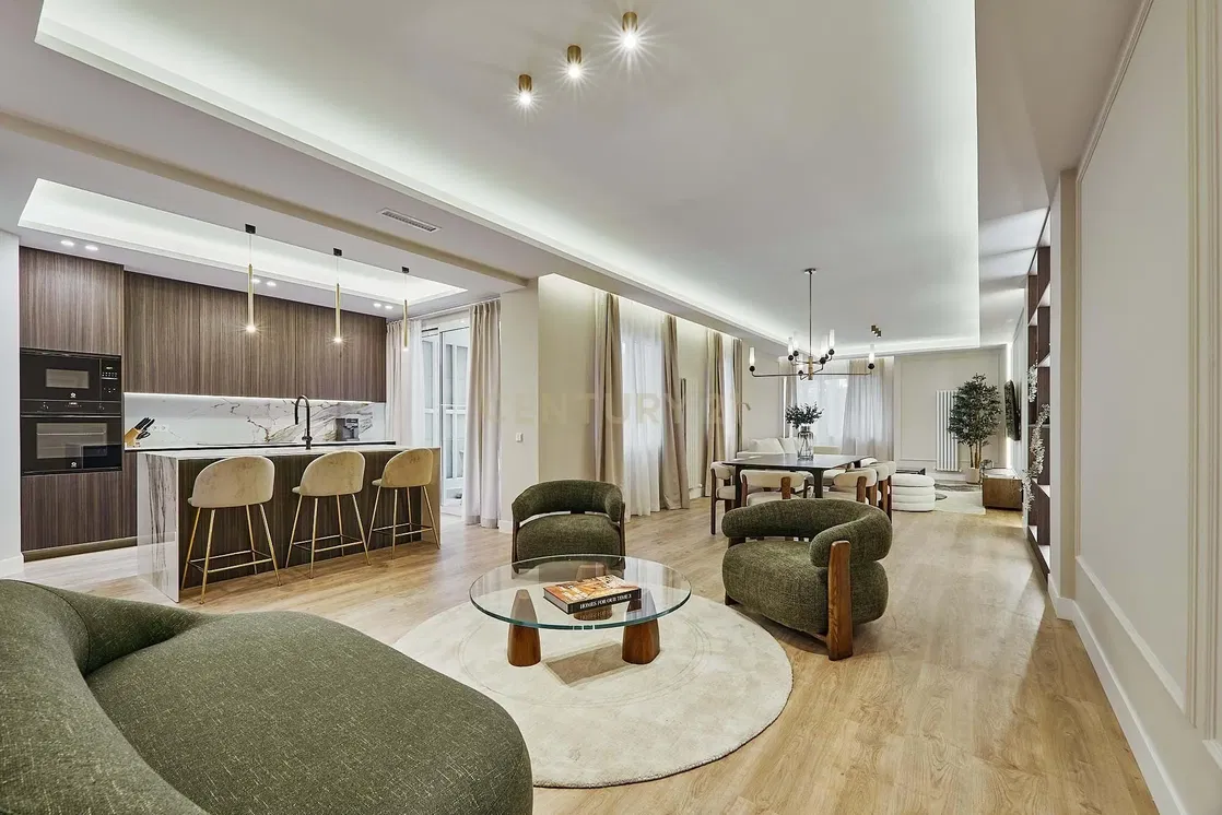 Wohnzimmer; blick, moderner stil, tageslicht, holzboden