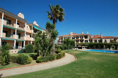 Haus und umgebung; blick