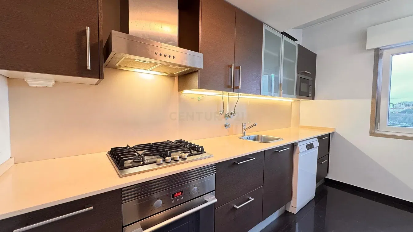 Küche; küchengeräte, blick, tageslicht