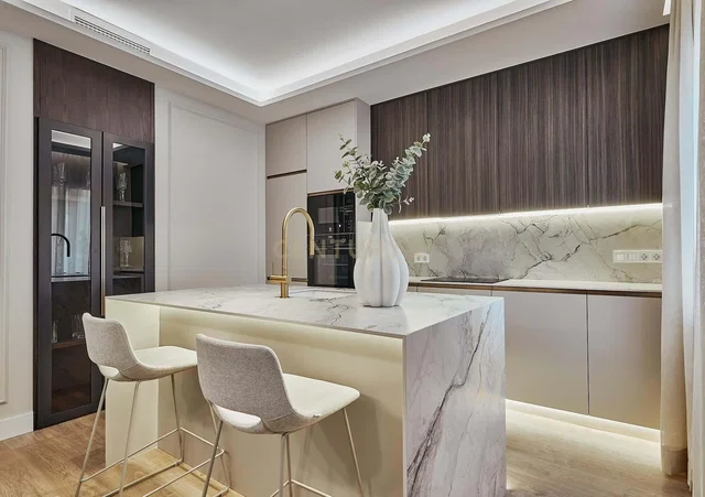 Mutfak; mutfak aletleri, doğal ışık, modern stil, tadilatlı