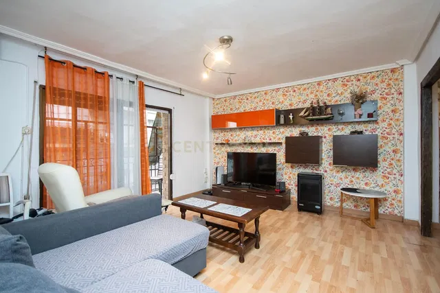 Living room; natural light, modern style