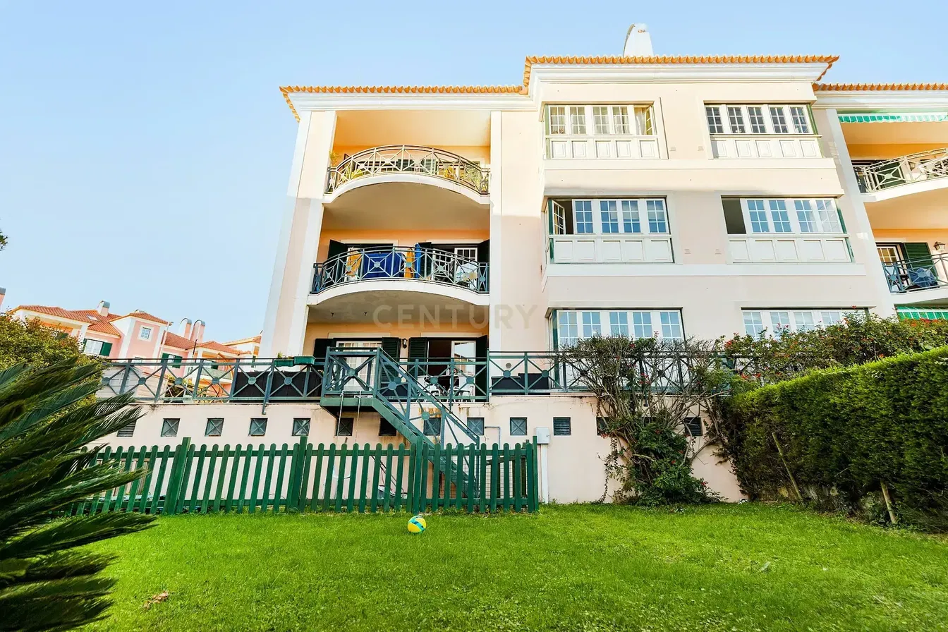 Кућа и околина