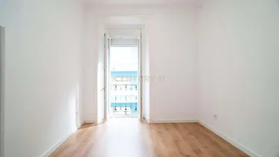 Balkon; blick, holzboden, tageslicht