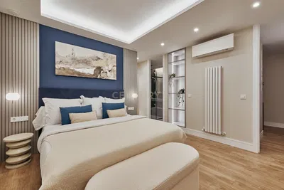 Спаваћа соба; модерни стил, дрвени под, природно светло, реновиран