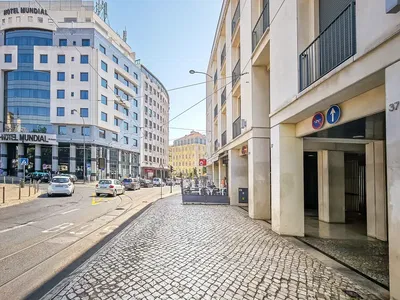 Dom a okolie; výhľad